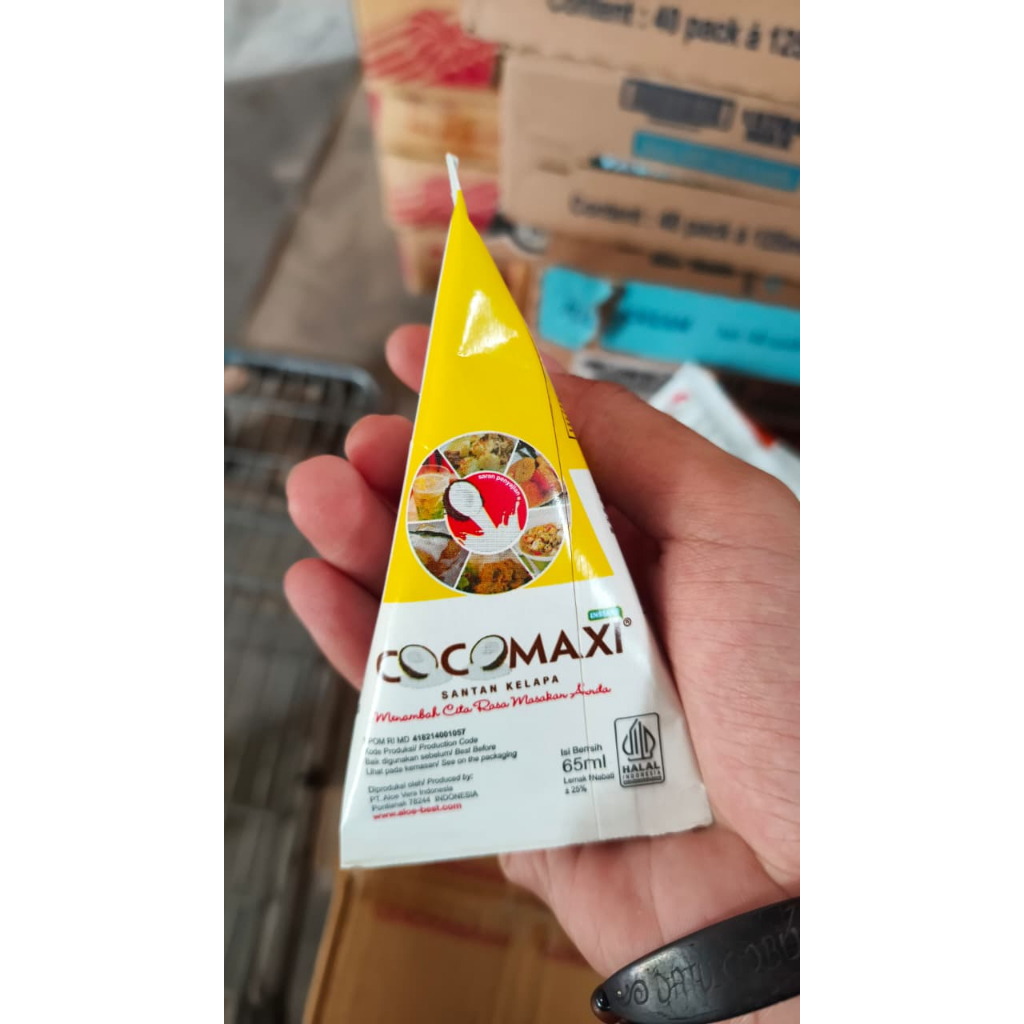 

Cocomaxi Santan Cair 65gr - Instant Coconut Milk Rasa Gurih Alami, Siap Pakai