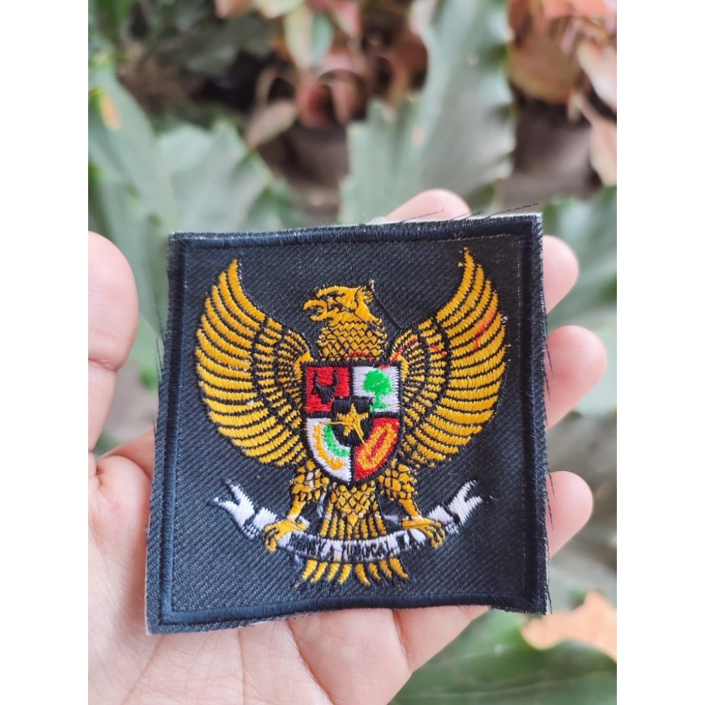 LAMBANG GARUDA bordir