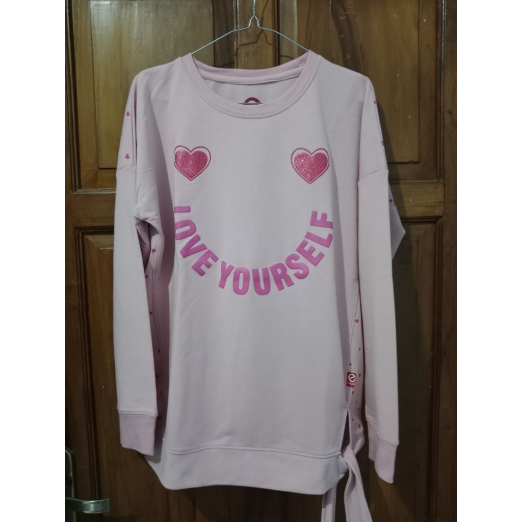 PRELOVED Kaos remaja Elips