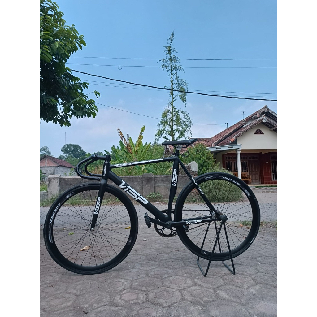 Sepeda fixie VISP hitam