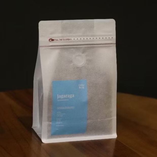 

House Blend 50 : 50 Coffee Beans| Kopi Arabika |BlueMountain X BaliKintamani - Medium - CoffeeBook