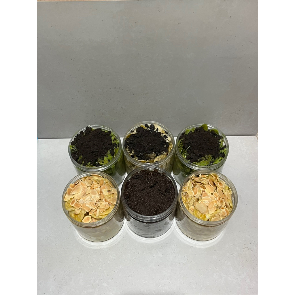 

Keripik Pisang Cokelat Lumer semua rasa jar 250gram plus topping Cokelat Tiramisu Matcha Cheesy Almond