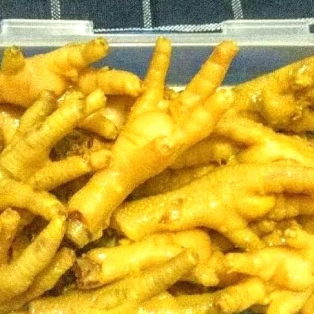 

Ceker Ungkep Bumbu Kunging 500 gr