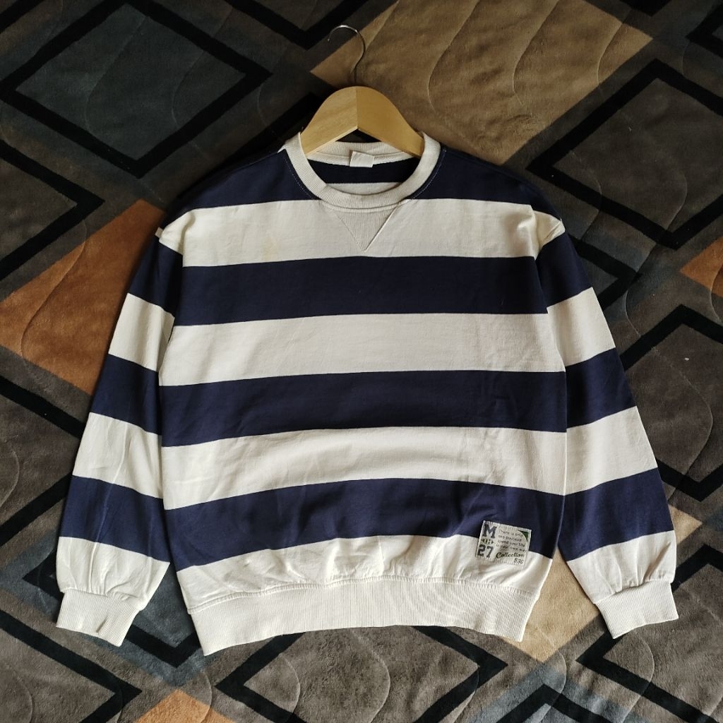 crewneck salur dilan