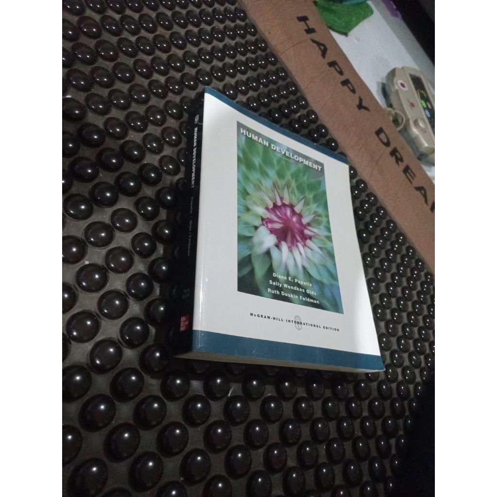 Buku Human Development tenth edition diane e papalia original