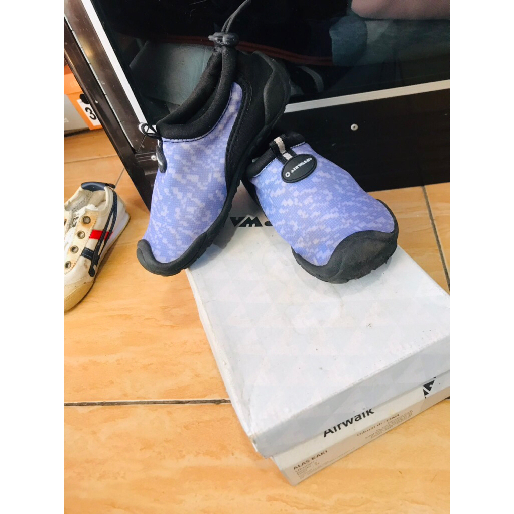 preloved sepatu anak AIRWALK original