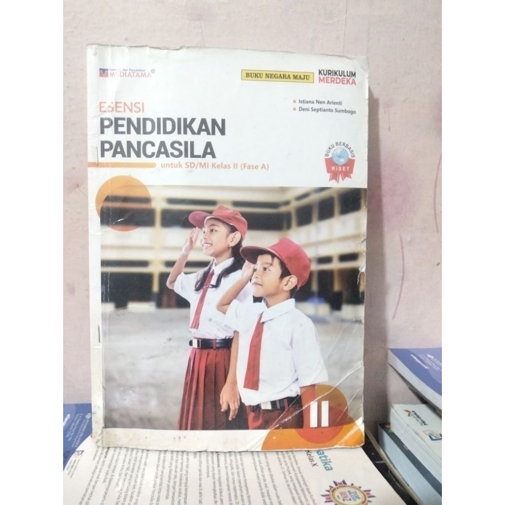 buku ppkn/pendidikan Pancasila kelas 2/II sd mi kurikulum merdeka