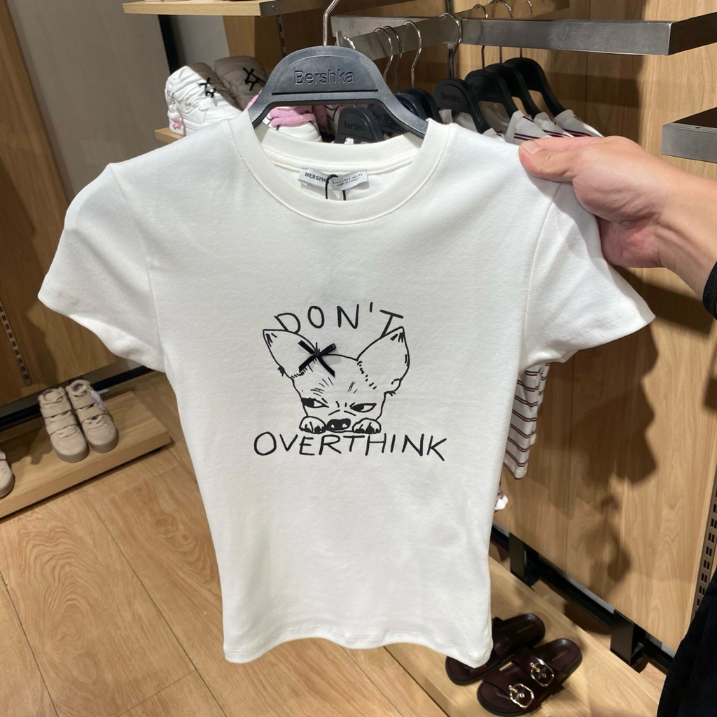 Jastip. Tshirt Crop Bershka (Woman)