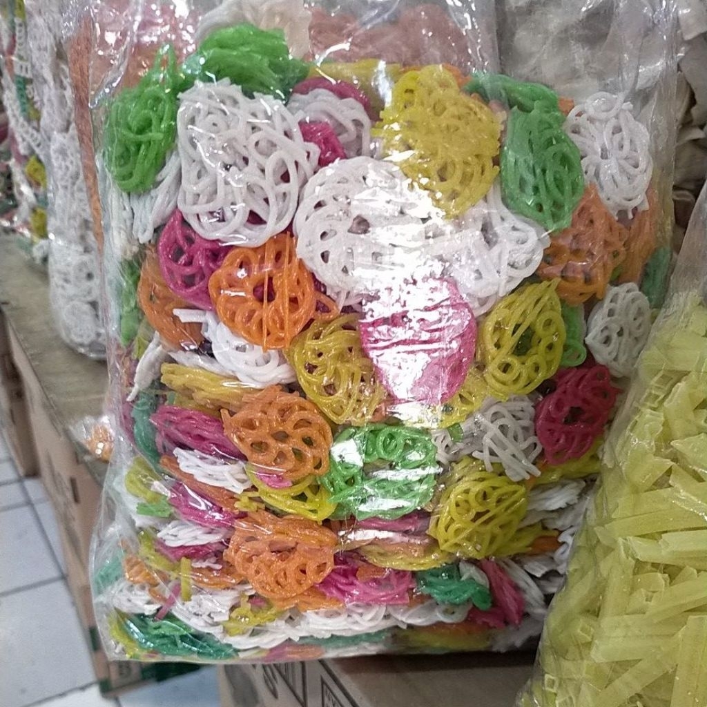 

kerupuk mawar warna warni giok tin 5 kg seblak