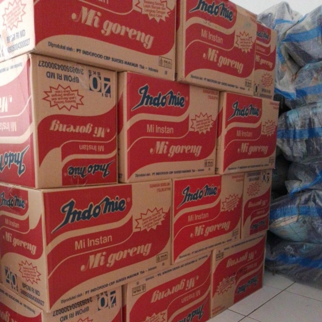 

Indomie goreng 4dos instan