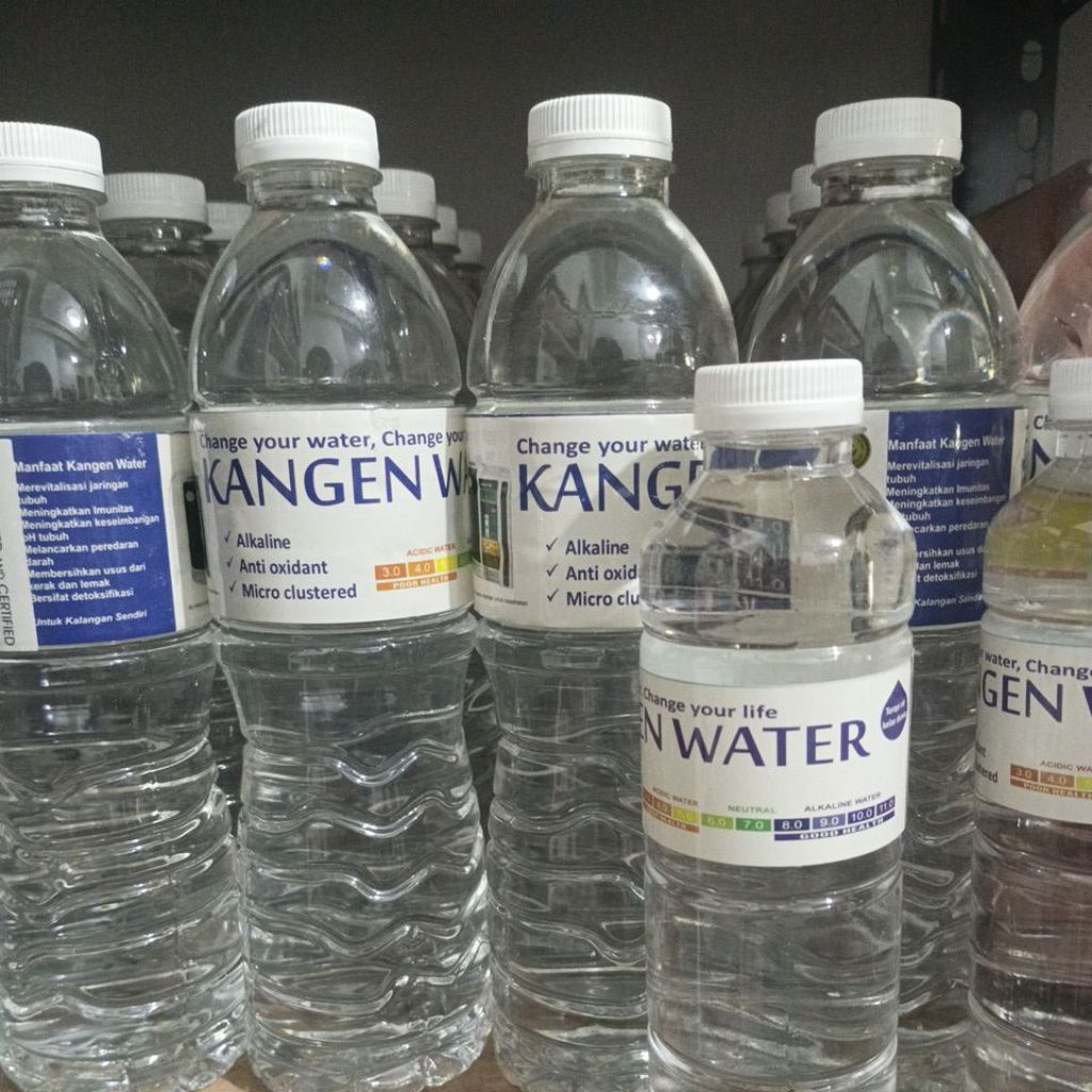 

Air Minum PH 8+ KAN 'GEN WATER