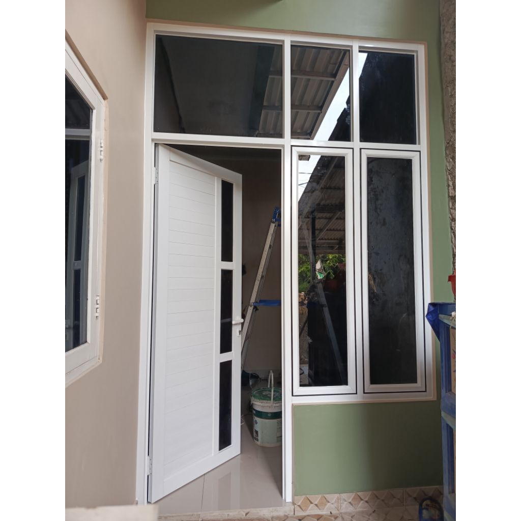 partisi pintu aluminium + jendela