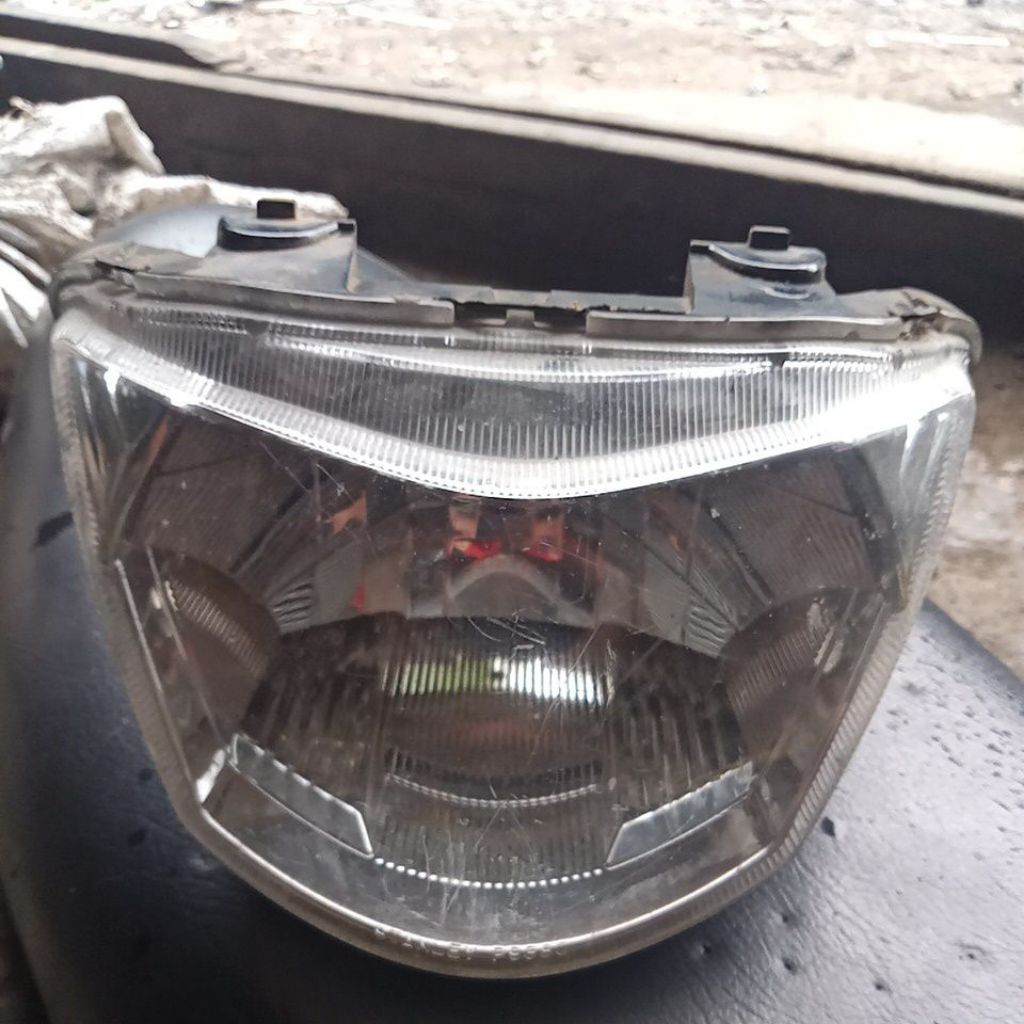 lampu depan Mio j original copotan