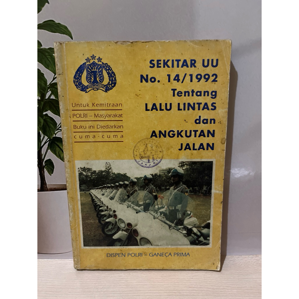 Sekitar UU No. 14/1992 Tentang LALU LINTAS dan ANGKUTAN JALAN