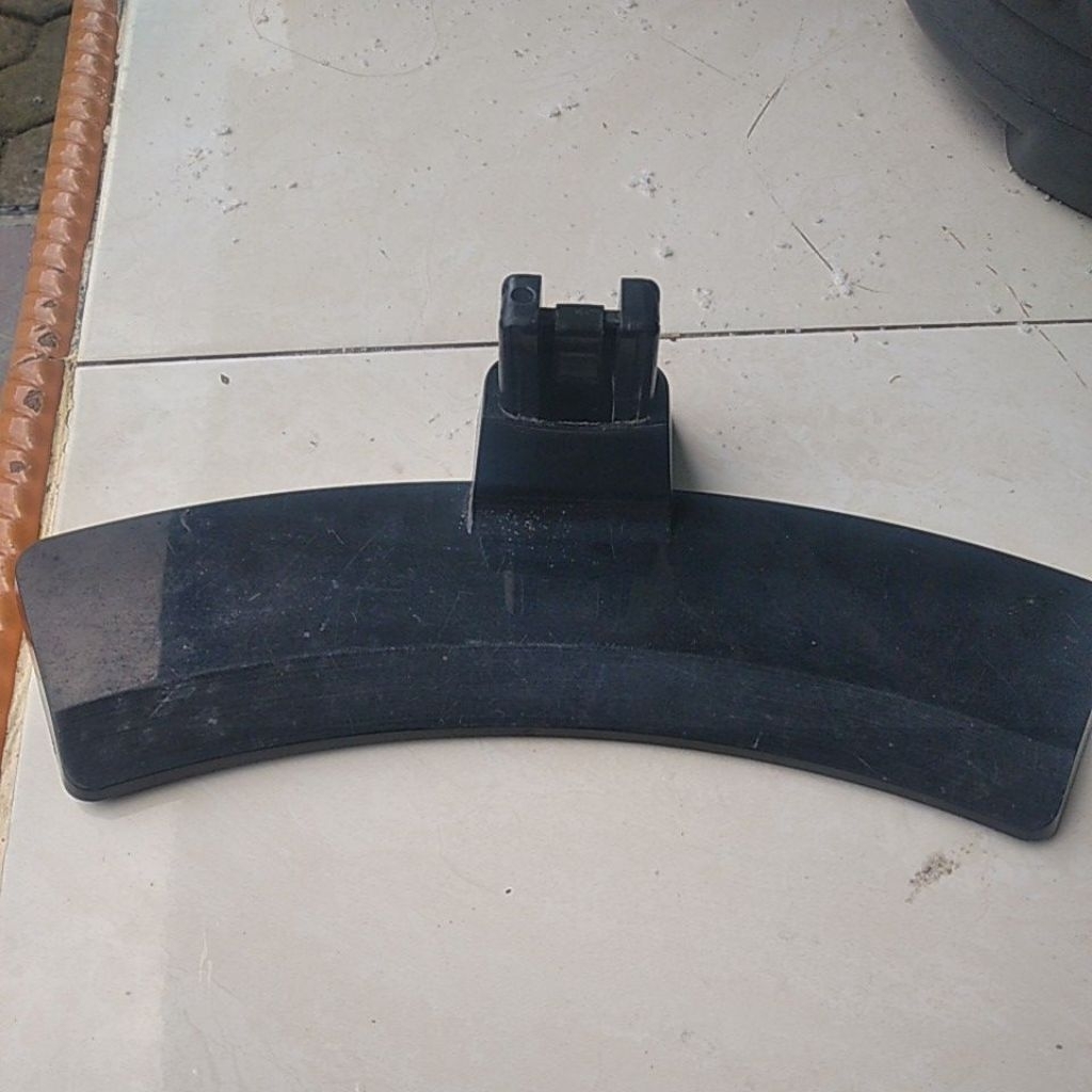 Kaki / Dudukan Tv led