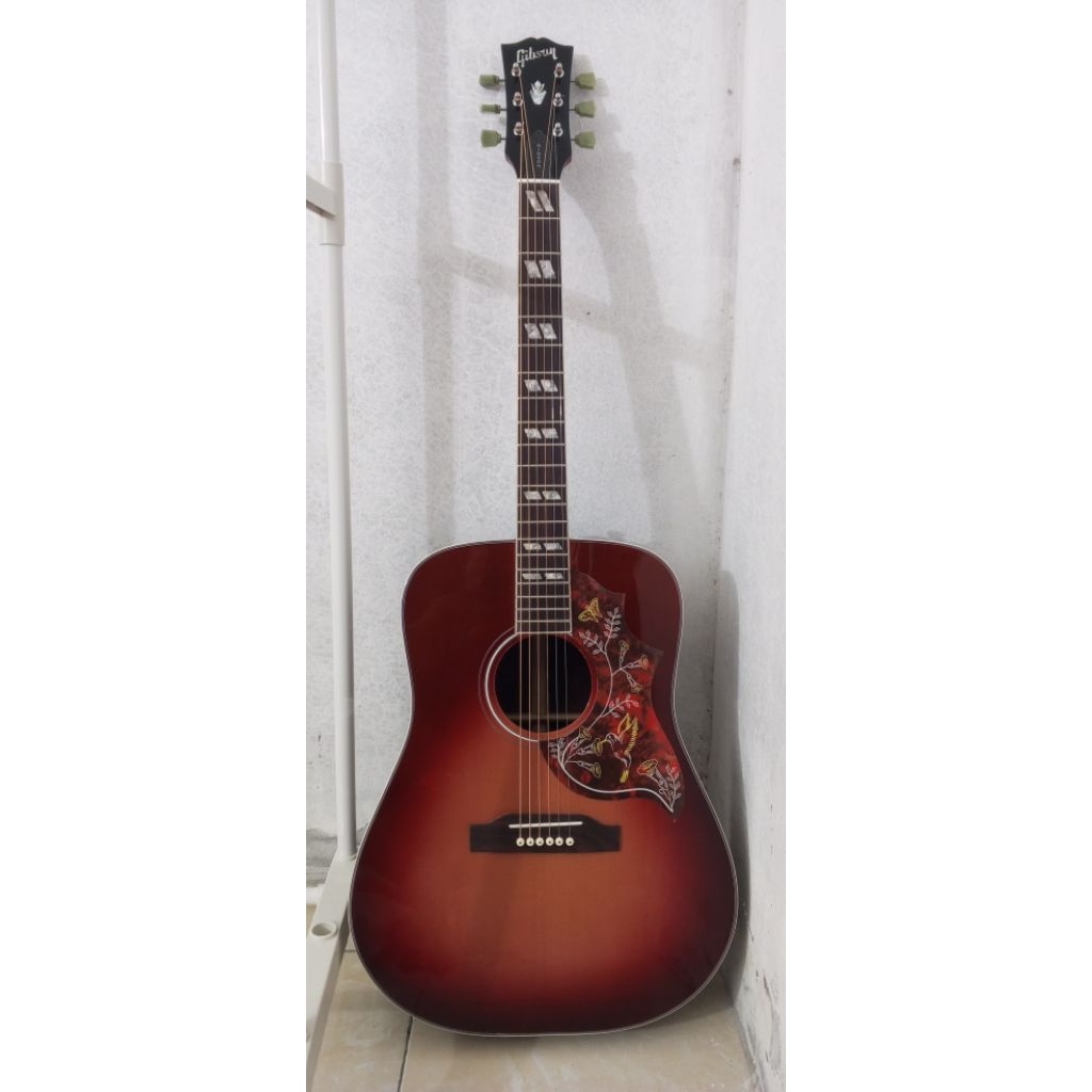 Gibson hummingbird spesial custom