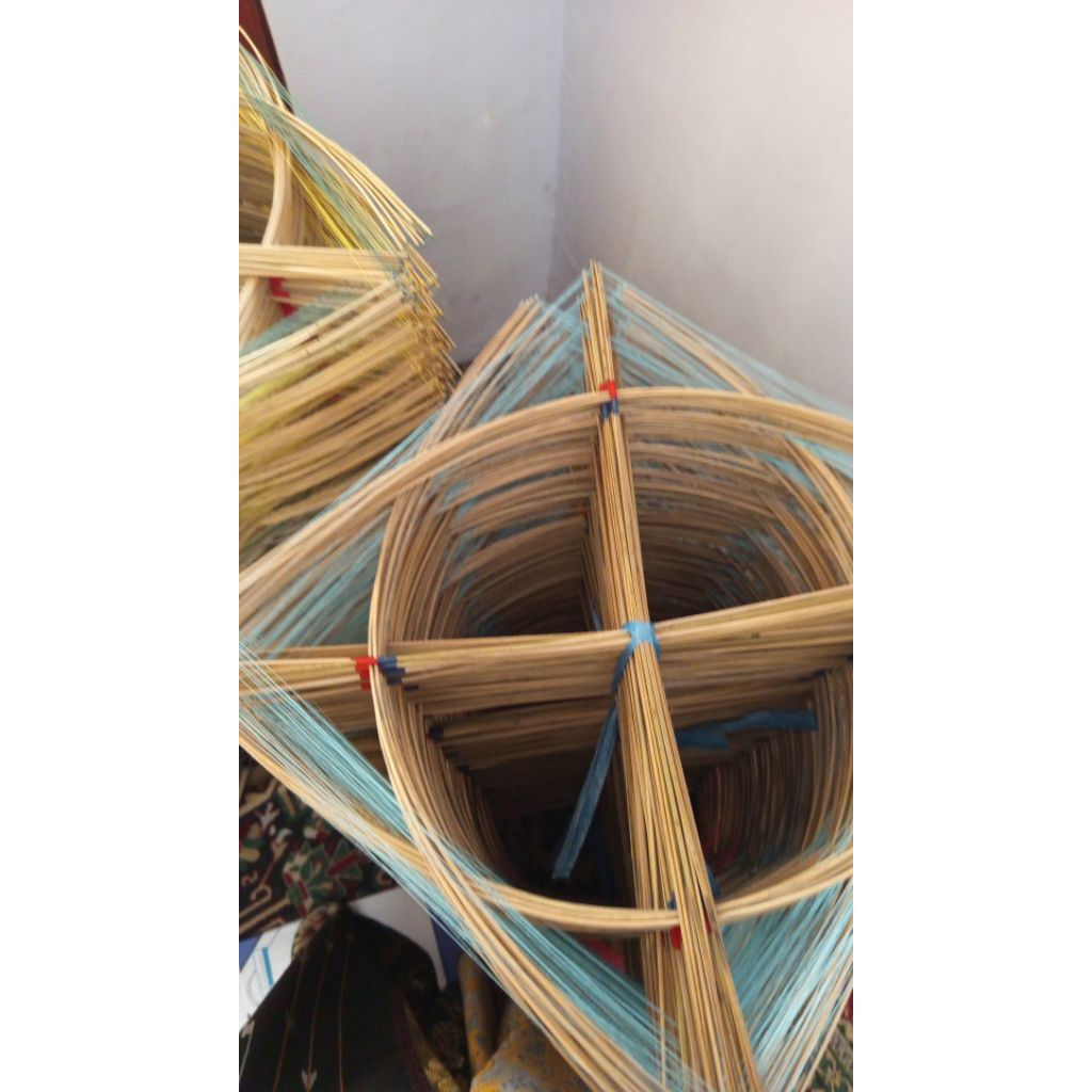 Arku Layangan Sukhoi Bambu Petung Lilitan 2