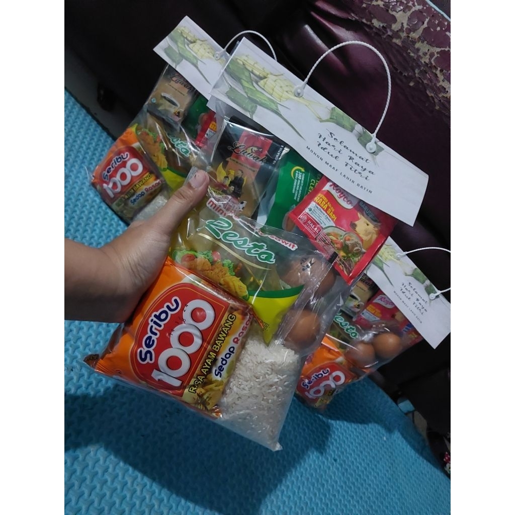 

hampers souvenir sembako