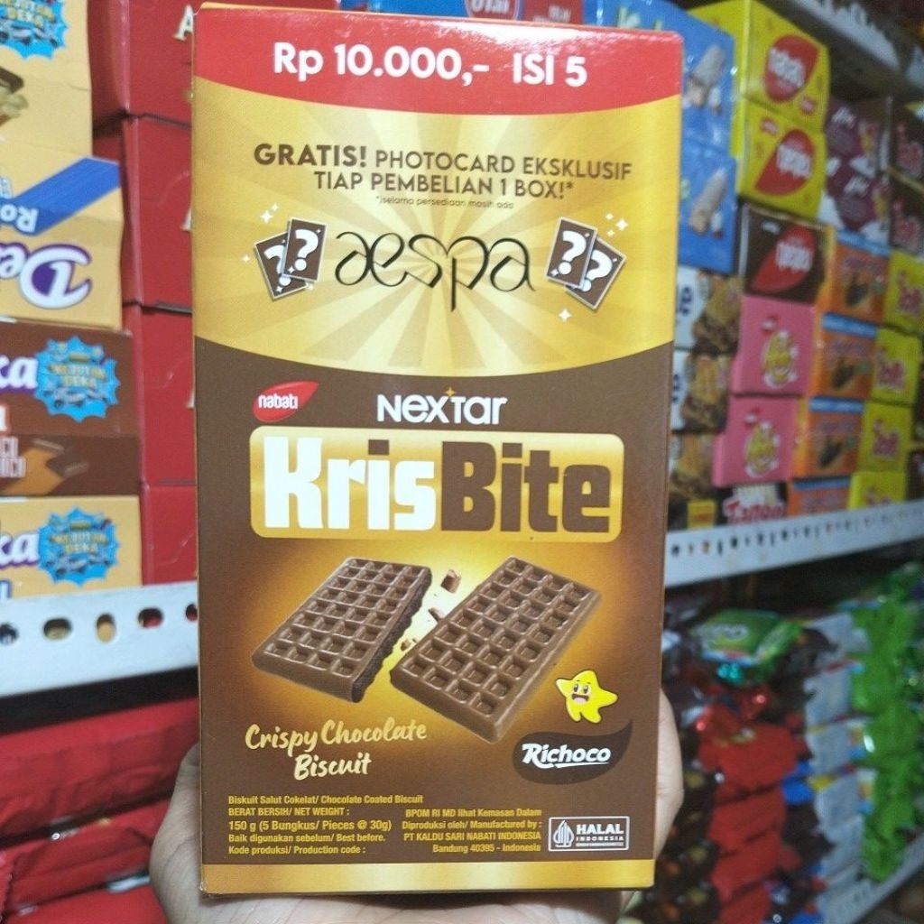 

Nabati nextar krisbite box isi 5 pcs x 30 gr