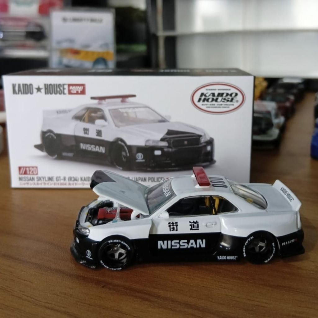 Kaido House Skyline R34 Police