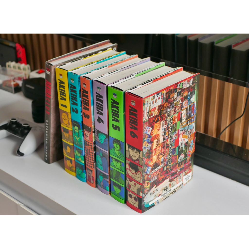 Akira 35th Anniversary Box Set 2nd (english manga) kondisi ok