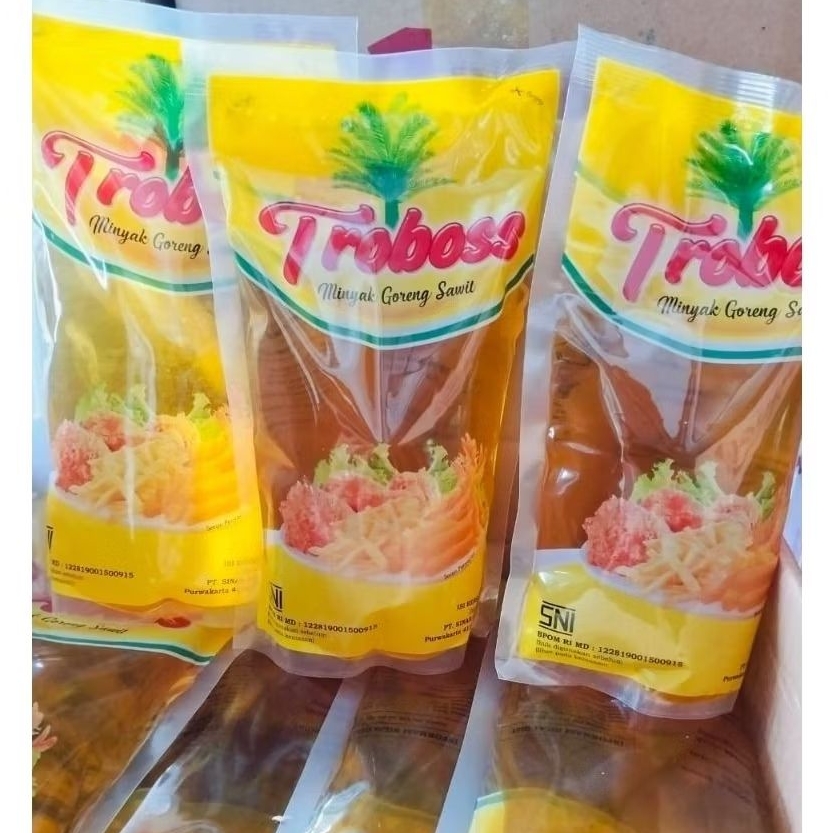 

Minyak goreng troboss 900ml