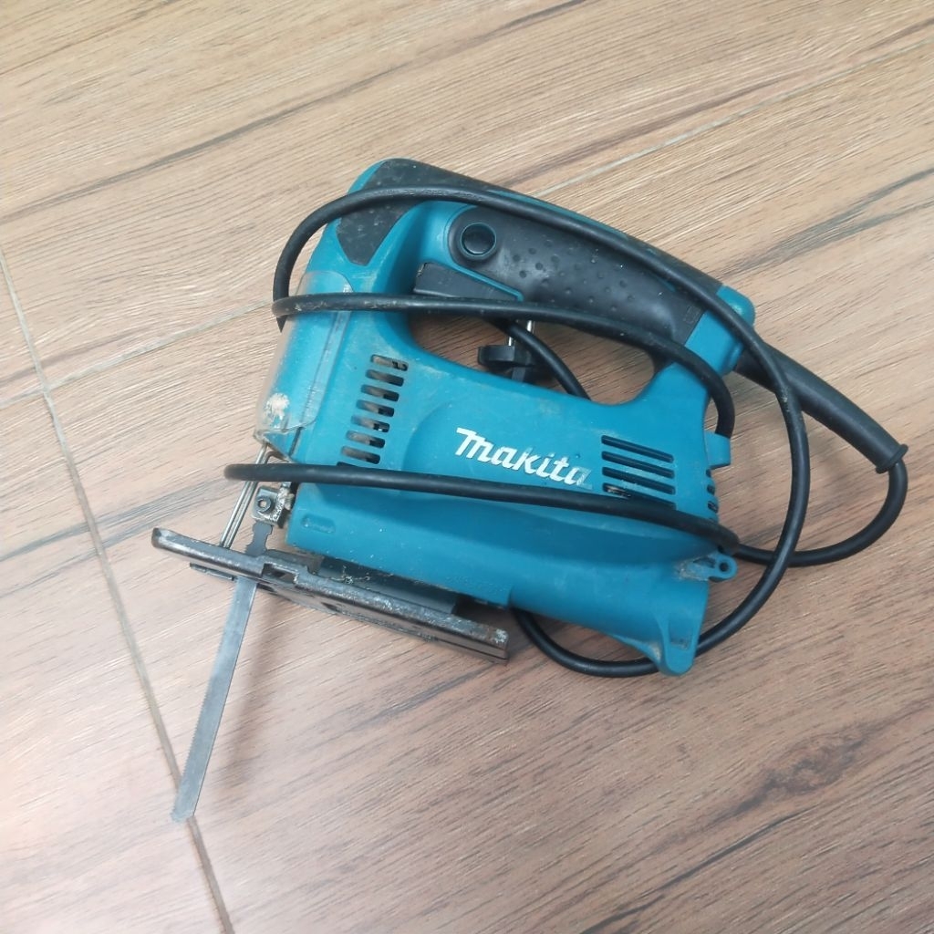 jigsaw makita 4327m