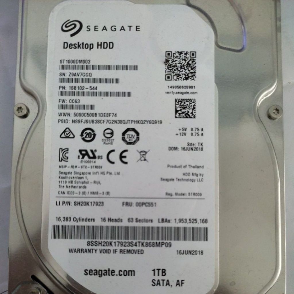 Harddisk 3.5 inch merk SEAGATE 1 TB (Second)