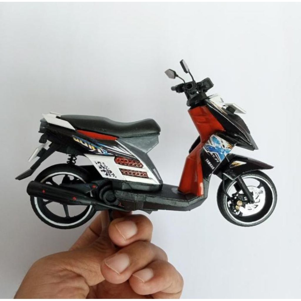 Diecast miniatur motor YAMAHA Mio xride X-Ride 115CC skala 1:12 Handmade, BISA REQUEST