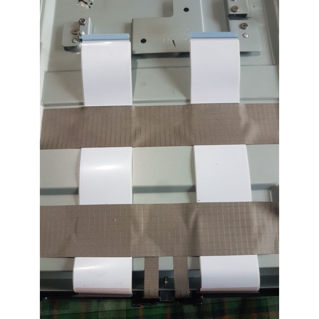 KABEL FLEXIBEL TV LG LED 43LM5500PTA BEKAS NORMAL