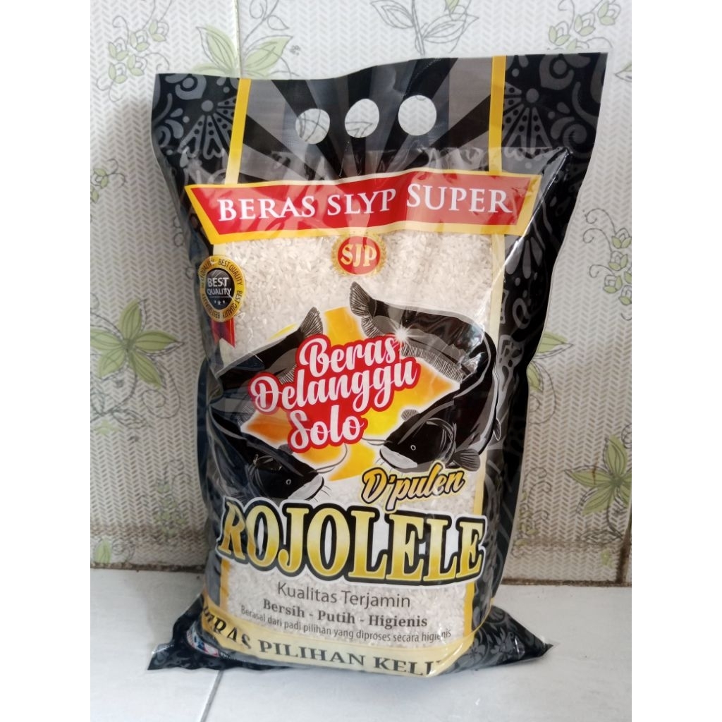 

beras 2kg Rojo lele Delanggu hitam