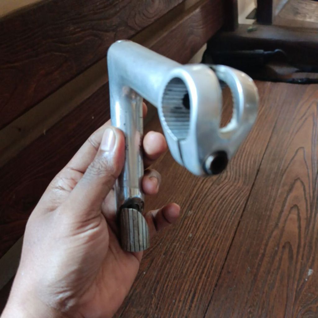 Stem Quill stem bangau Dia - Compe classic AERO LUBANG TENGAH road datar 100mm.