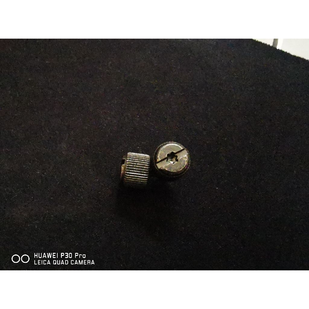 Baut PC HP prodesk  baut pengunci casing PC komputer