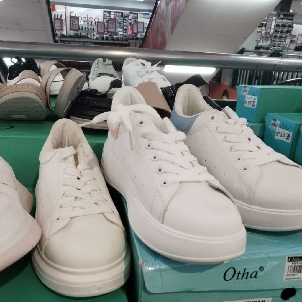 sepatu sneakers otha