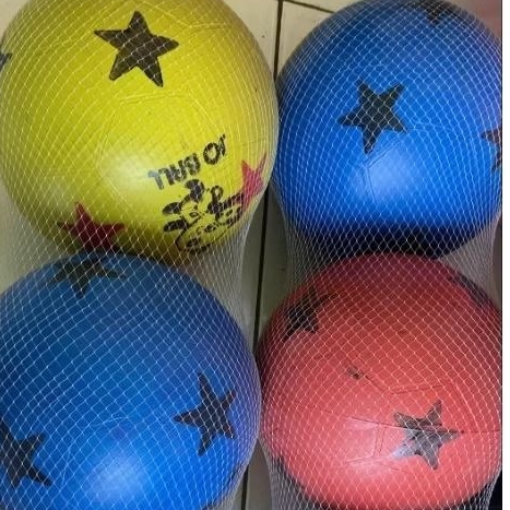 Sepak Bola Plastik Besar - Bola Plastik Besar - Bola Kaki