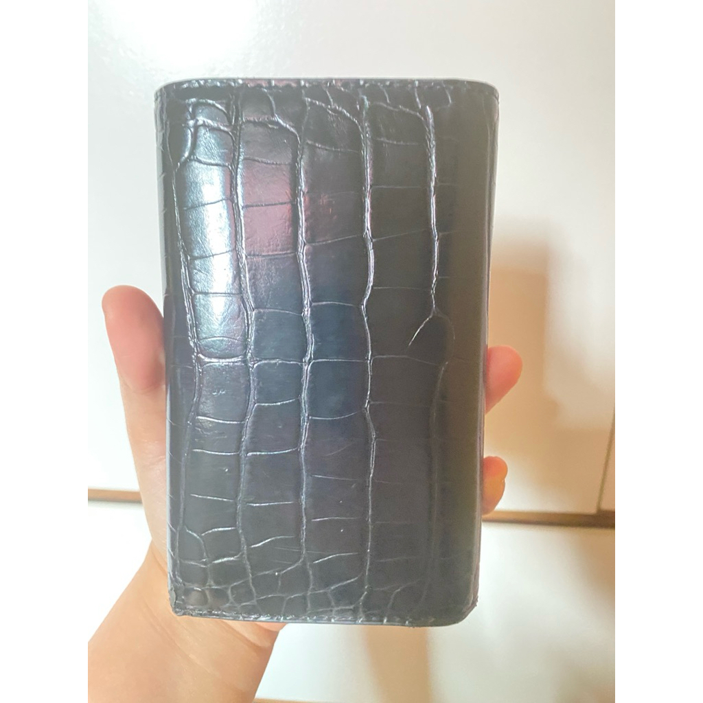 dompet charles n keith