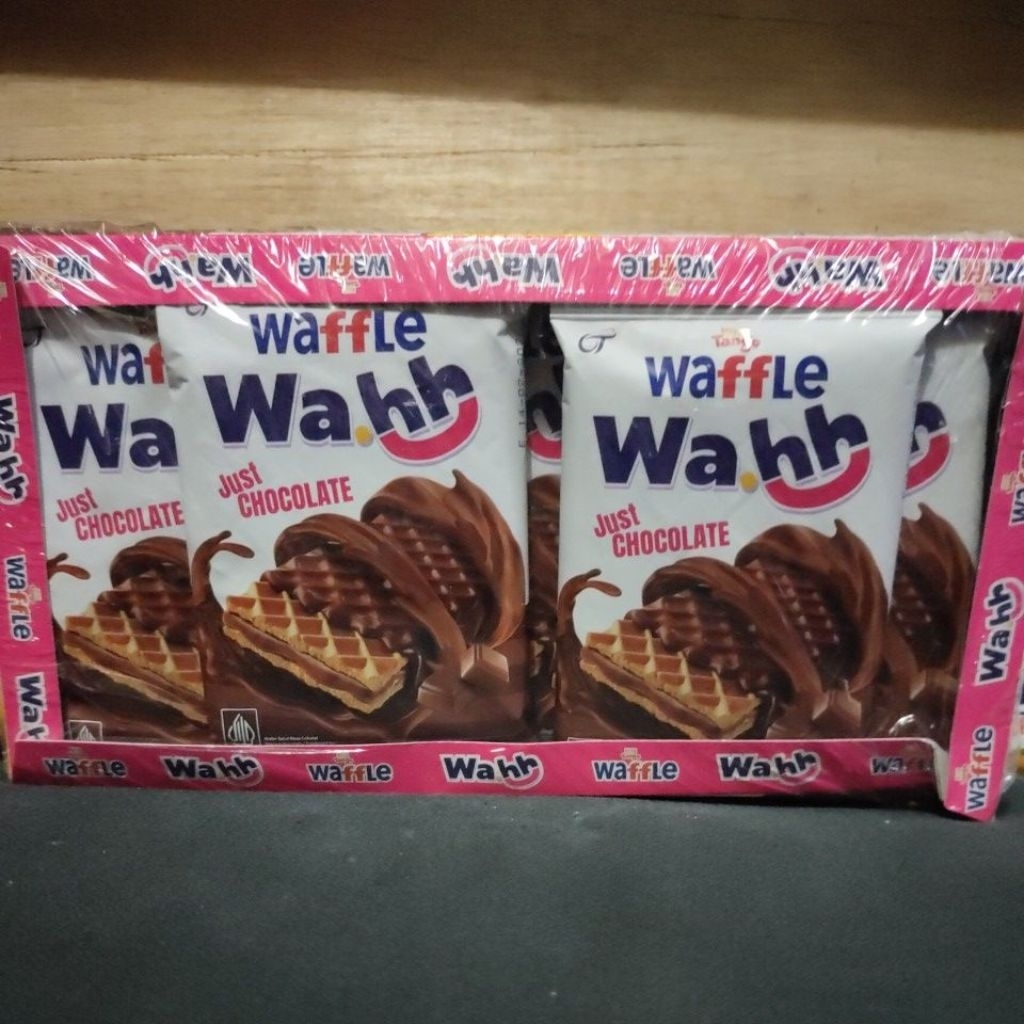 

Tango waffle chocolate 1box isi 12sachet