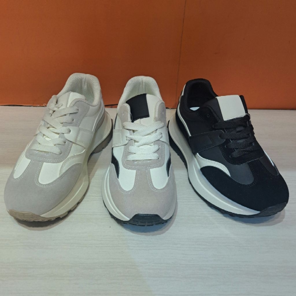 Sepatu sneaker ST.MORITZ