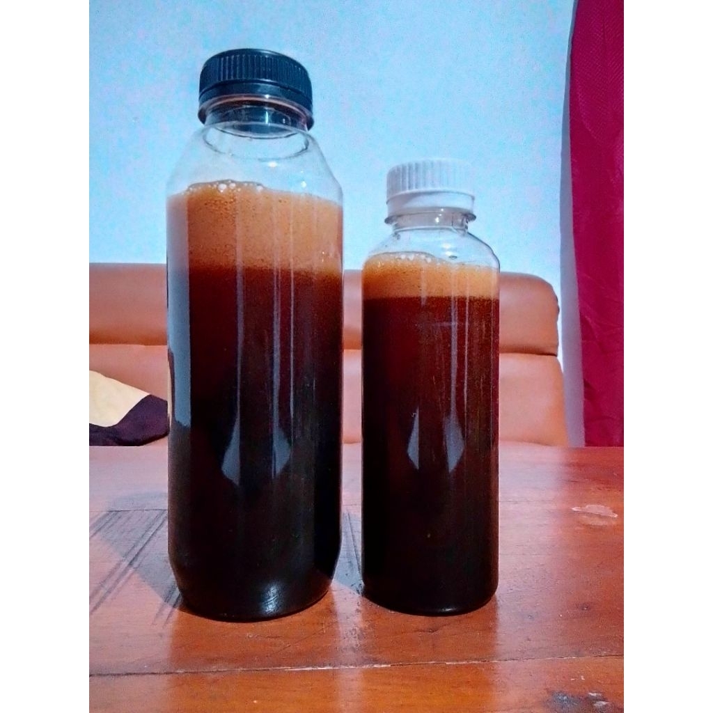 

Madu Hitam Akasia 500gr