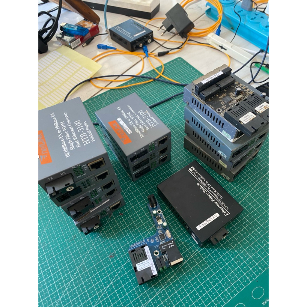 HTB MEDIA CONVERTER FIBER OPTIK RJ45 RUSAK