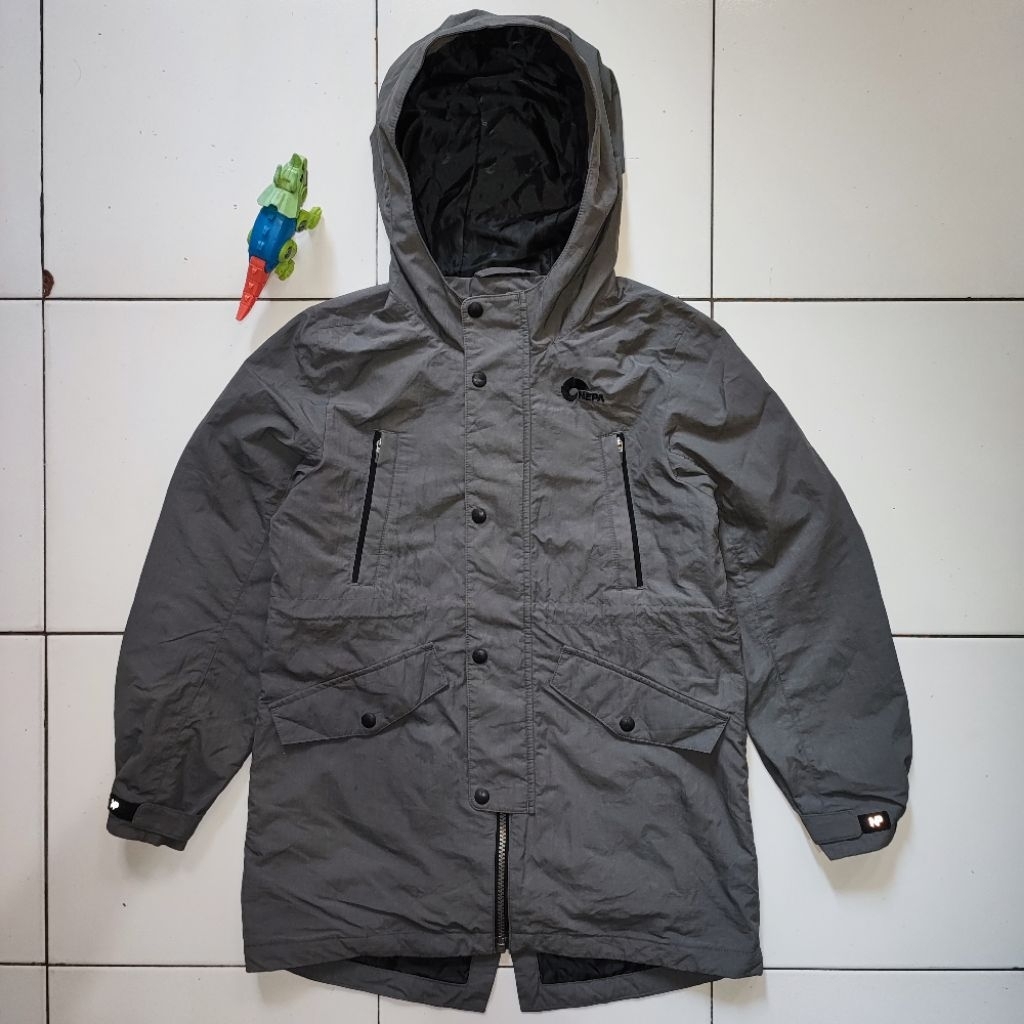 Jaket Outdoor Parka Anak NEPA Original 100% Branded Second Preloved Gunung Hiking Camping Laki Laki 