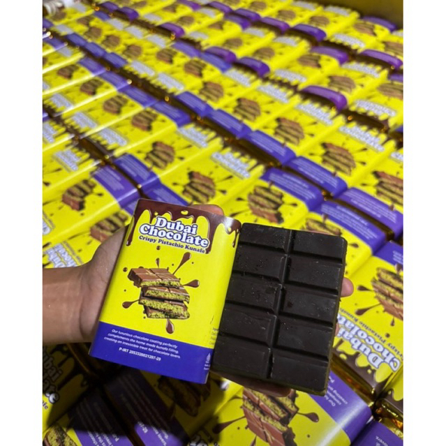 

Coklat dubai kecil kecil | Coklat dubai kunafa | Coklat dubai pistachio | Coklat dubai asli | Coklat dubai mini viral | Cokelat dubai pistachio kunafa | Cokelat dubai | Coklat pistachio kunafa