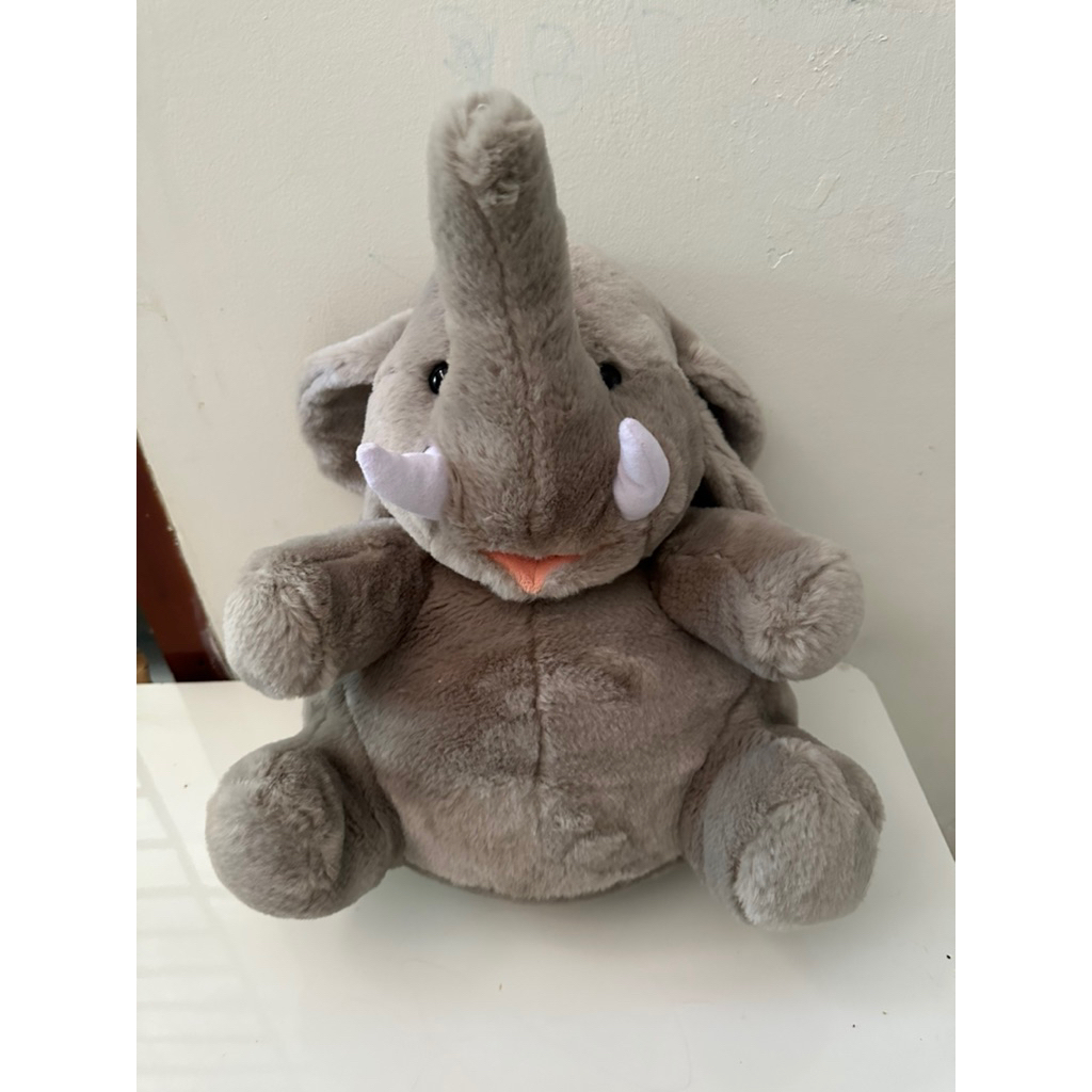 Boneka gajah by taman safari