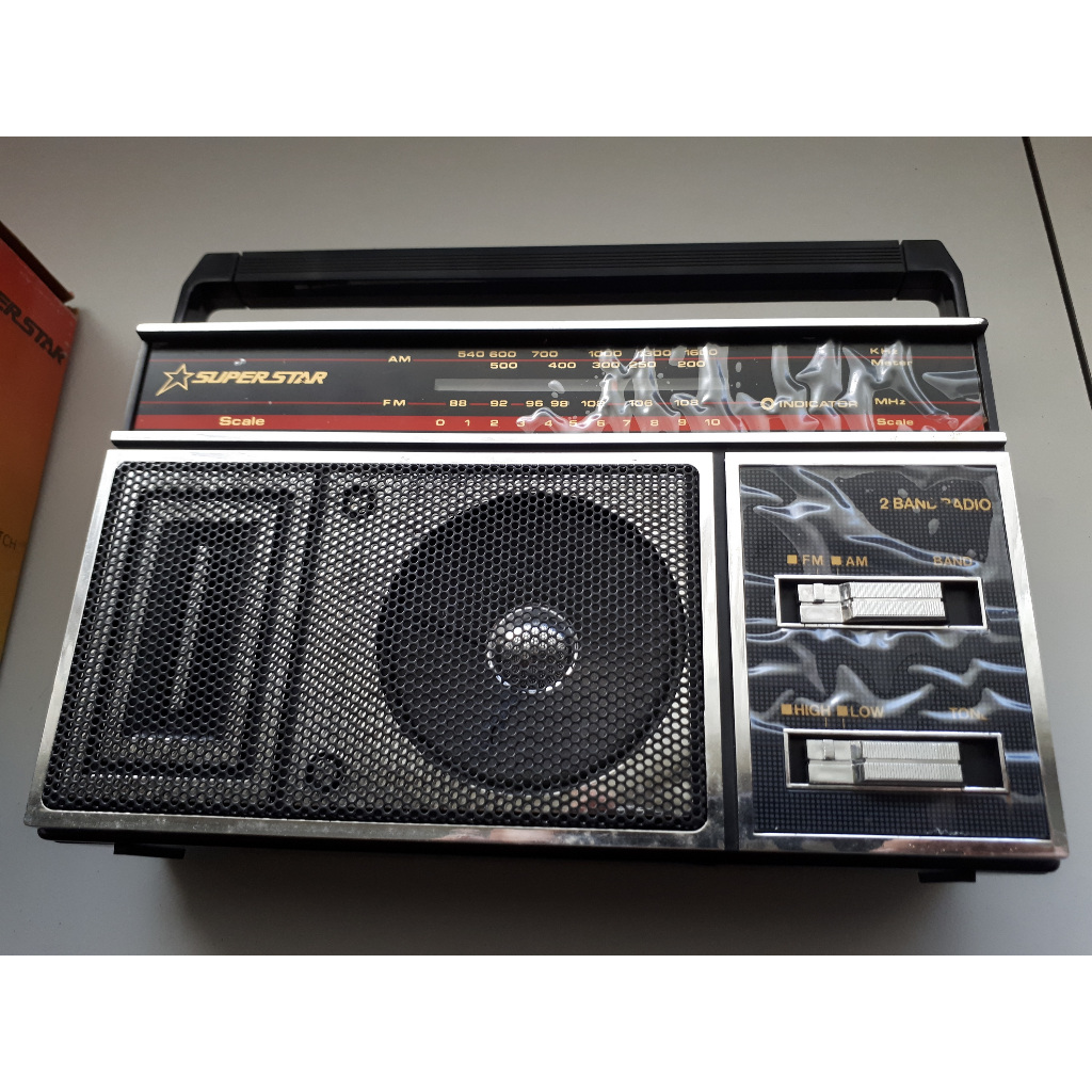 Superstar AM/FM 2 band radio SS-128