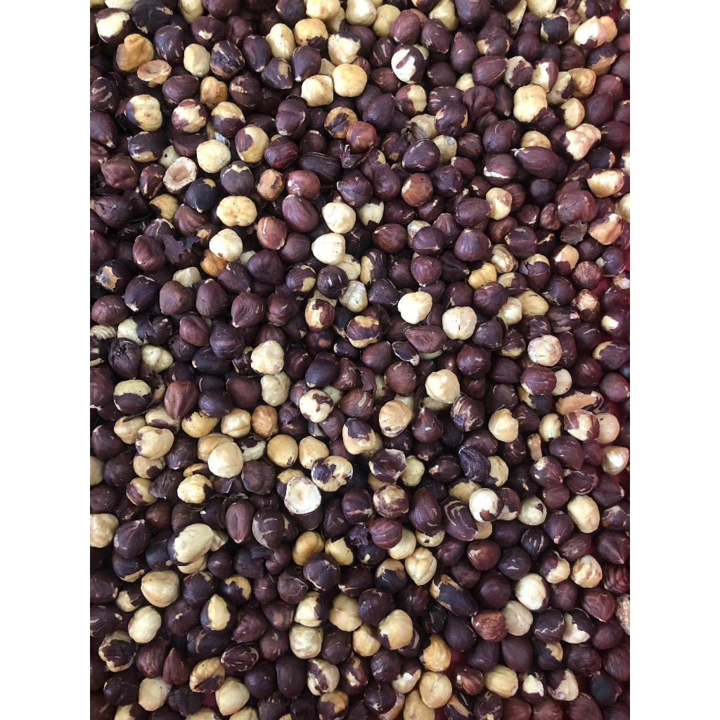 

Kacang Hazelnut Panggang