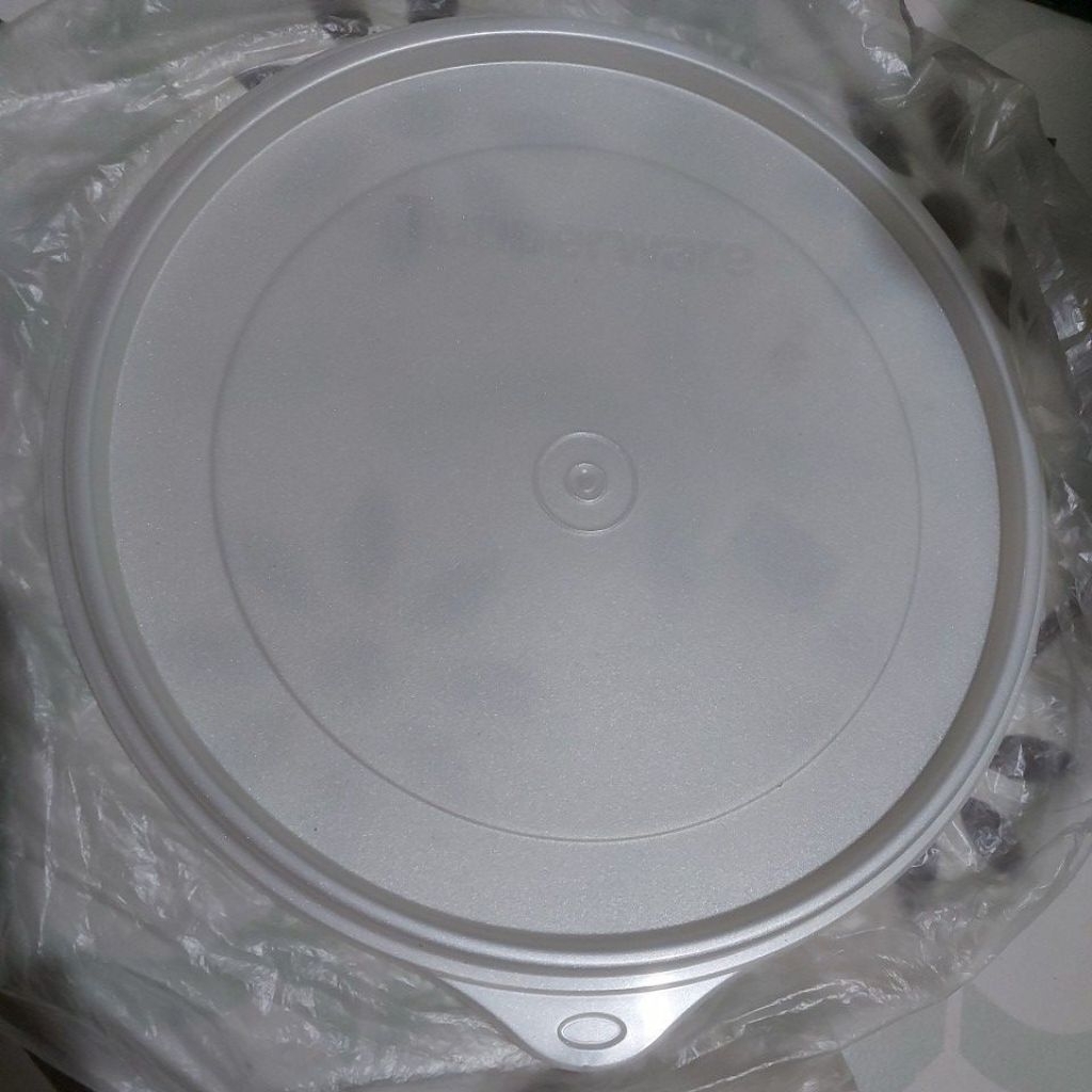 Tutup Toples Giant canister 8,4 L , 1 pcs Baru Tupperware