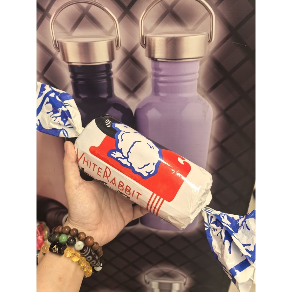 

PERMEN KELINCI JUMBO 200GR. PERMEN WHITE RABBIT JUMBO 200GR. NON HALAL. PERMEN RABBIT BESAE