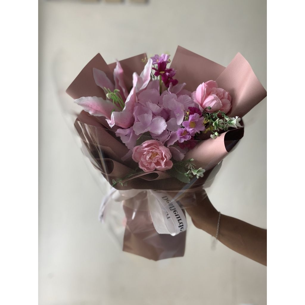 Buket Bunga Artificial Lily