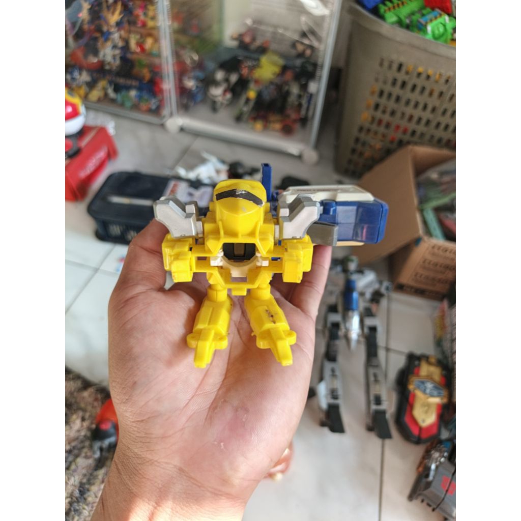 figure crash b daman blitz garuda minusan