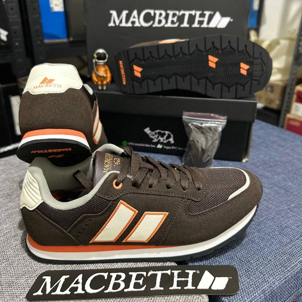 Macbeth FISCHER Brown Orange White